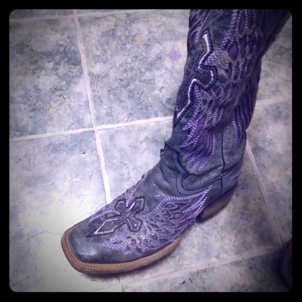 Coral boots